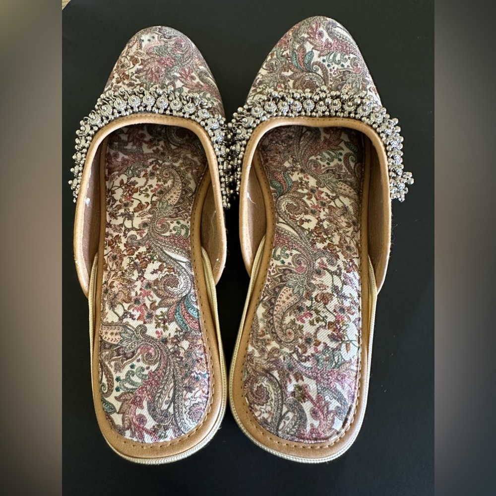 Formal Indian slip on’s